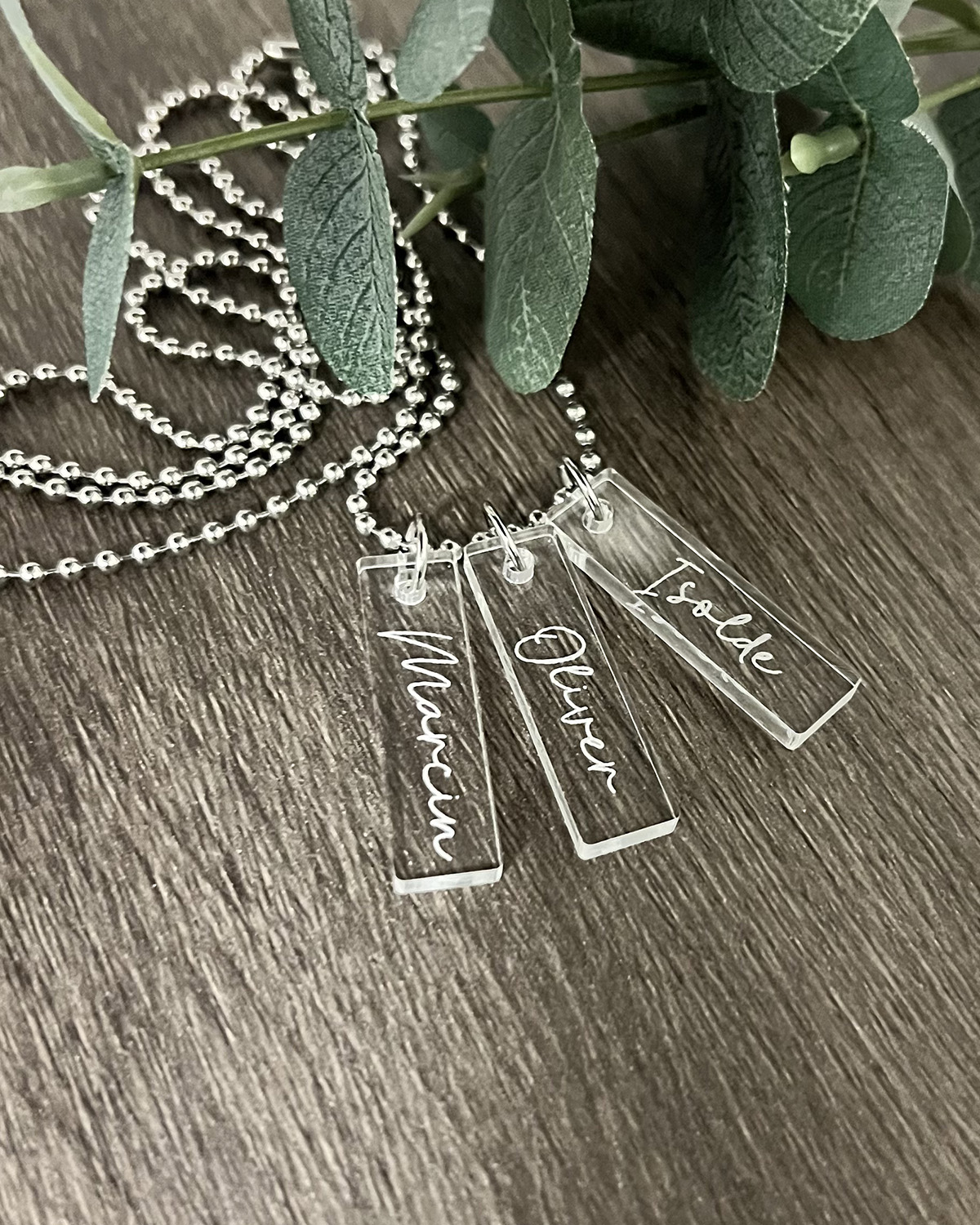 Halsband - Namnhalsband kursiv