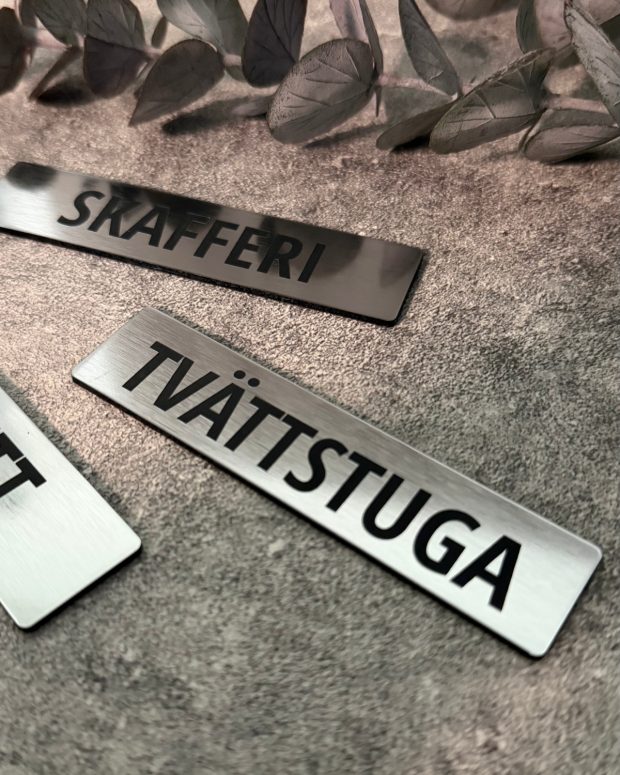 Skylt - Tvättstuga - Bild 2